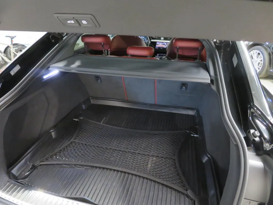 aa Audi e-tron S Sportback quattro 370kW