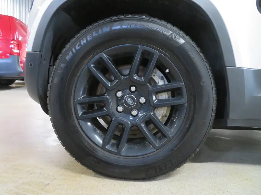 aa Land Rover Defender 110 400PS