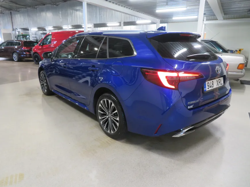 aa Toyota Corolla Touring Sports Active Plus Hybrid