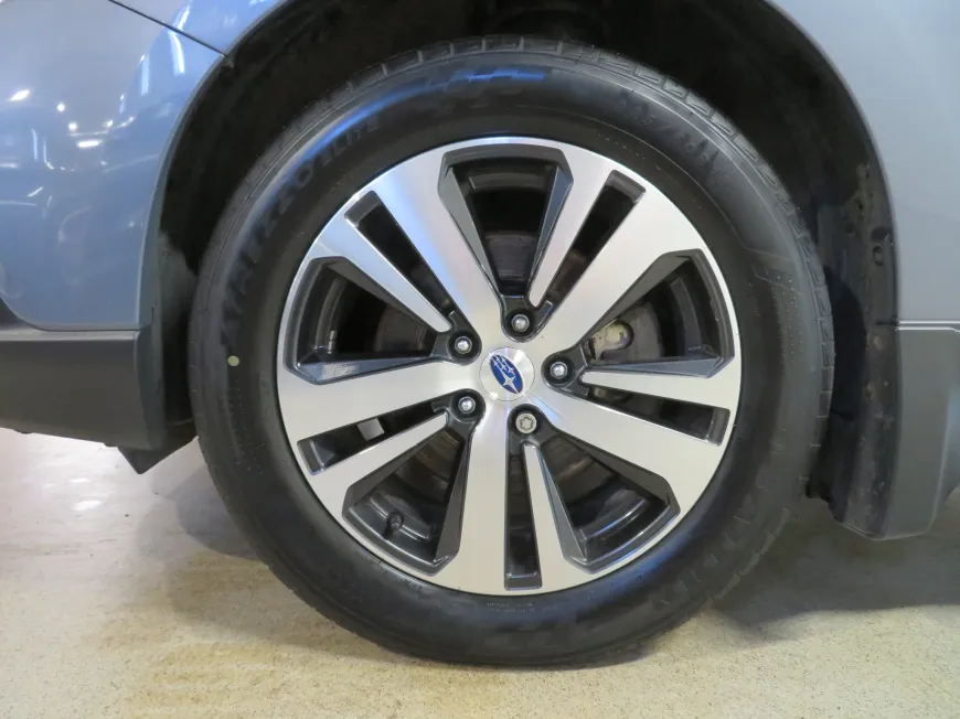 aa Subaru Outback 
